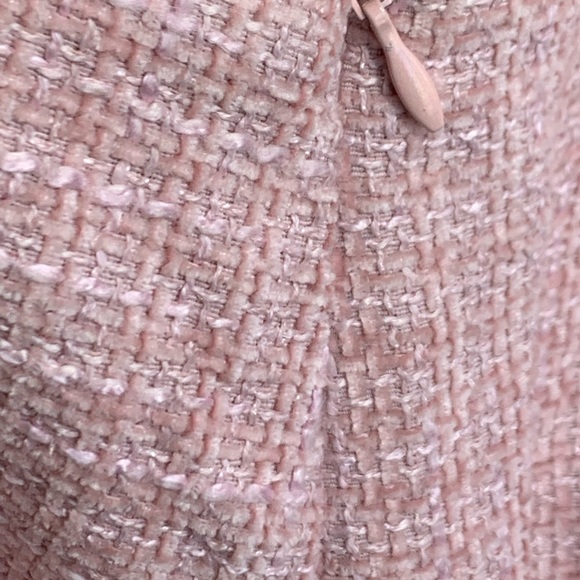 Main Strip Suit Jacket & matching Shorts set from Walker Rose Boutique —Medium - Picture 9 of 10